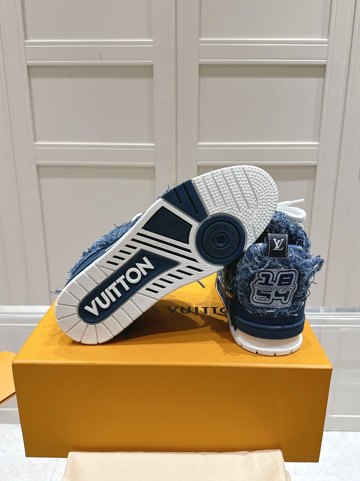 LV-2024-Кроссовки-Синие-2