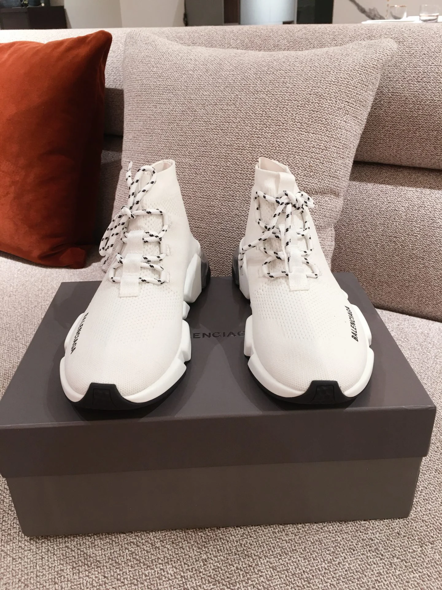 Balenciaga - Туфли-носки