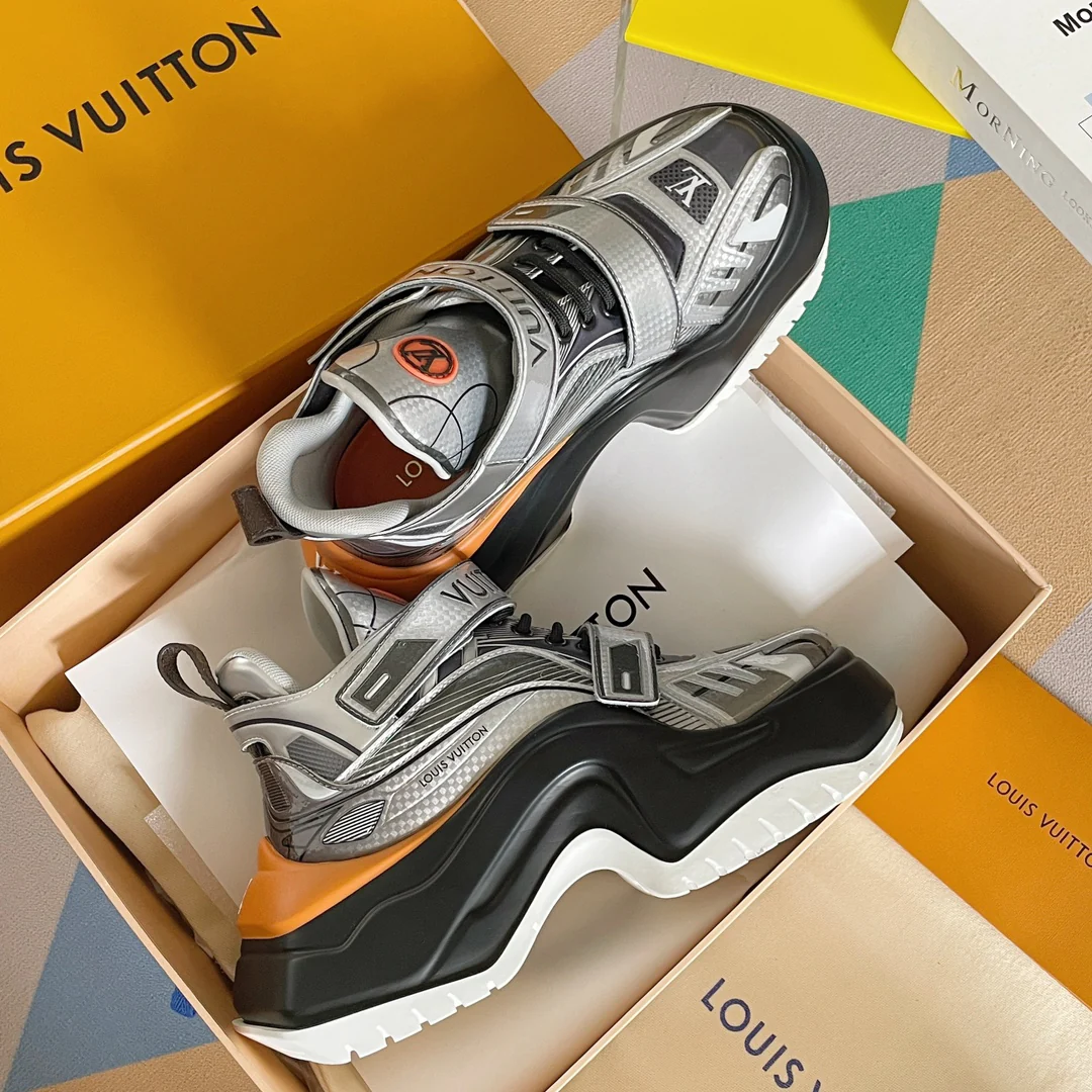 Новинка LV 2023 года - Серия Archlight 2-0 на платформе - Кроссовки/?папины кроссовки? - Серебристые/Черные на липучках
