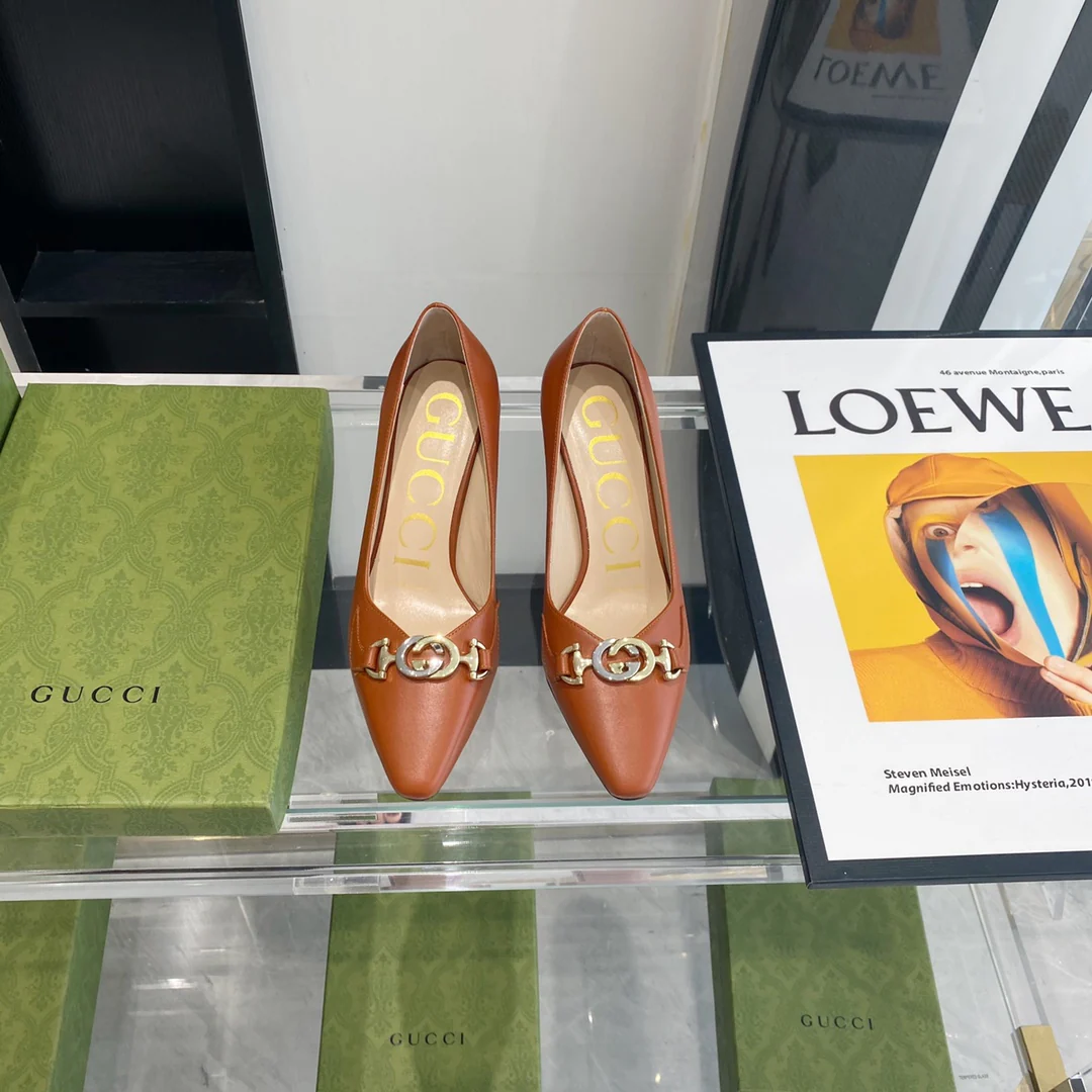 Gucci - Кожаные туфли на шпильке