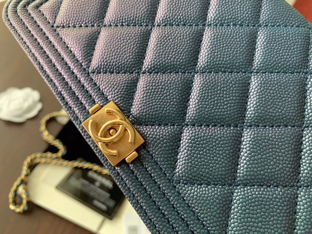 Chanel Boy WOC Pearl Collection - Глянцевая кожа - 3