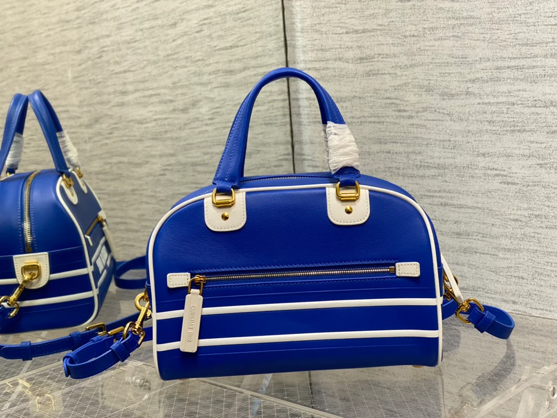 Сумка-боулинг Dior из коллекции весна/лето 2022 Vibe, средний размер 5