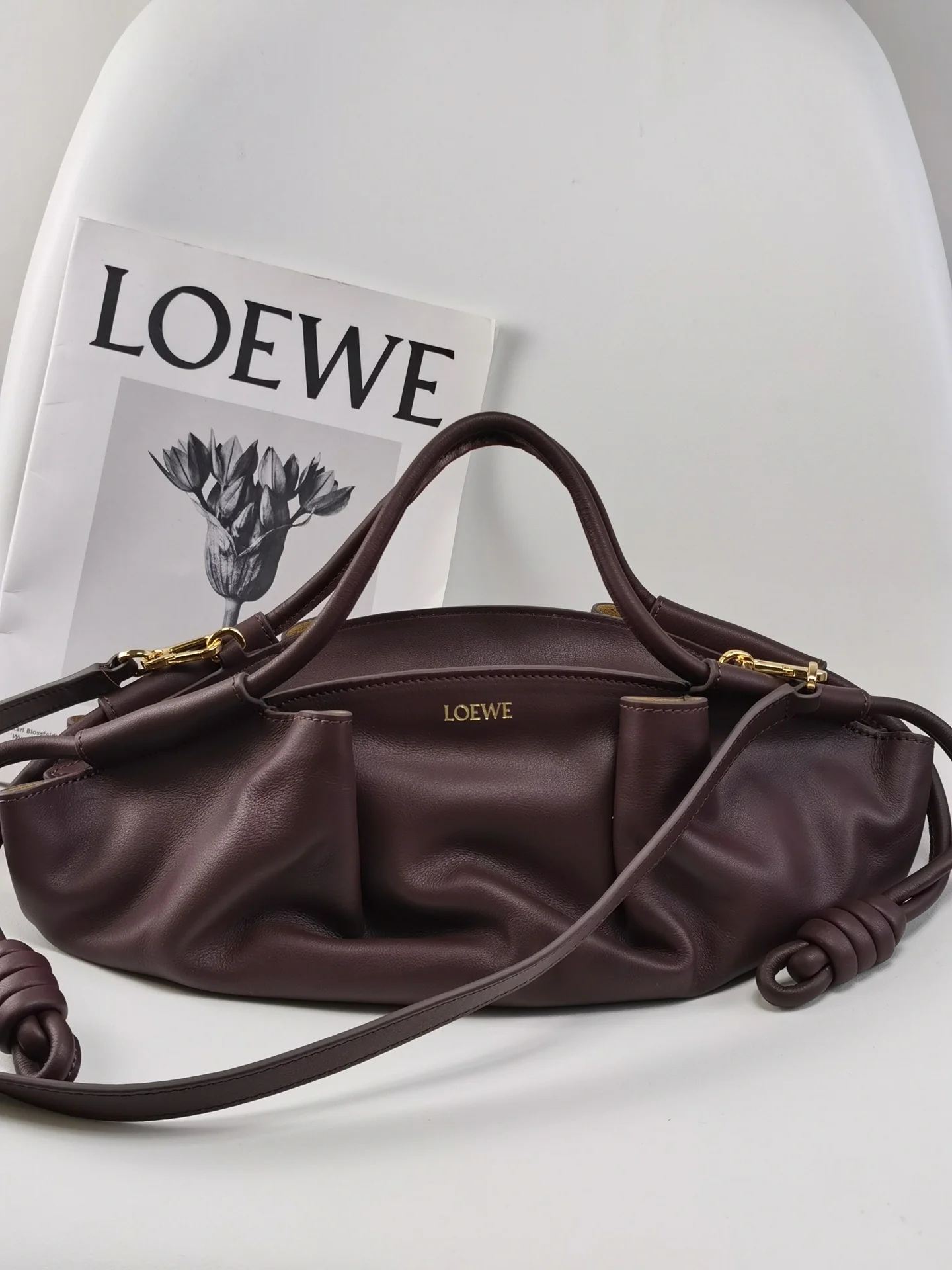 Сумка для прогулок Loewe Paseo - телячья кожа наппа - маленькая - бордовая