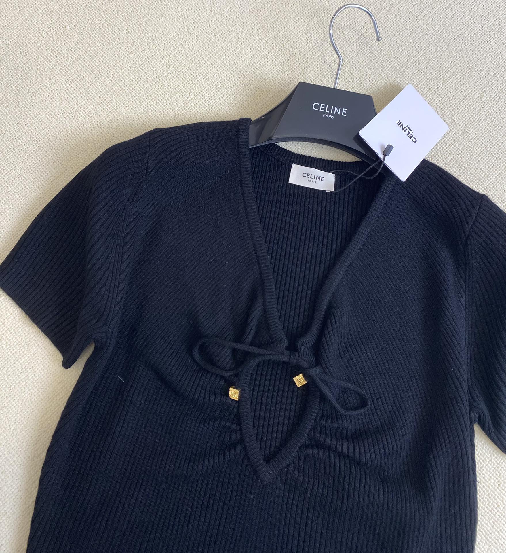 Celine - 2403 - Новинка ранней весны. Вязаный топ с коротким рукавом.