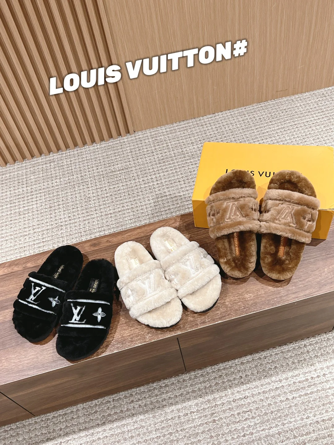 Шерстяные тапочки LV-2024 на плоской подошве - изображение из коллекции