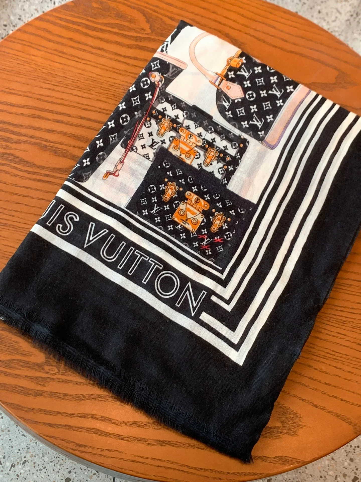 Шарф LV с принтом в виде цепочек - 100-200 см - Кашемир 100% чистоты - 1 шт.