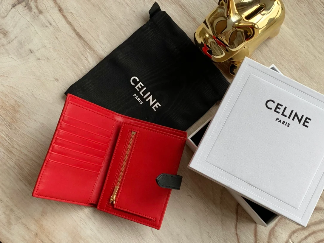 Кошелек Celine Strap из зернистой телячьей кожи - 4 шт.