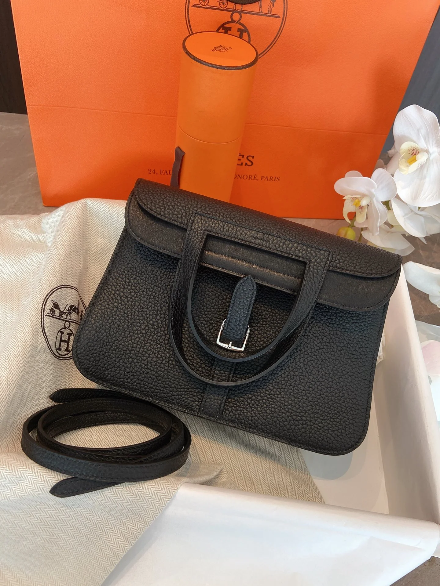Hermes Halzan 25 Black TC Silver Buckle