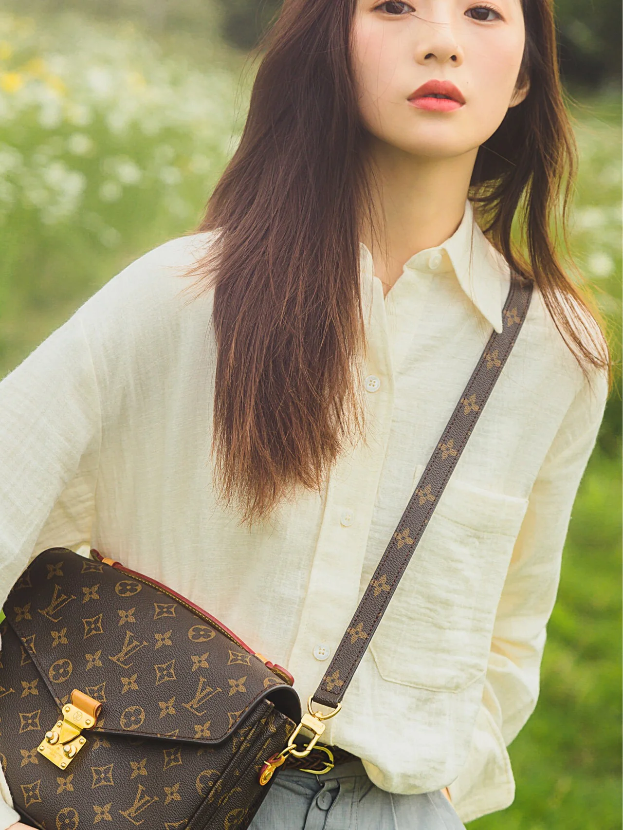 m44875-LV-pochette-metis-handbag/crossbody bag