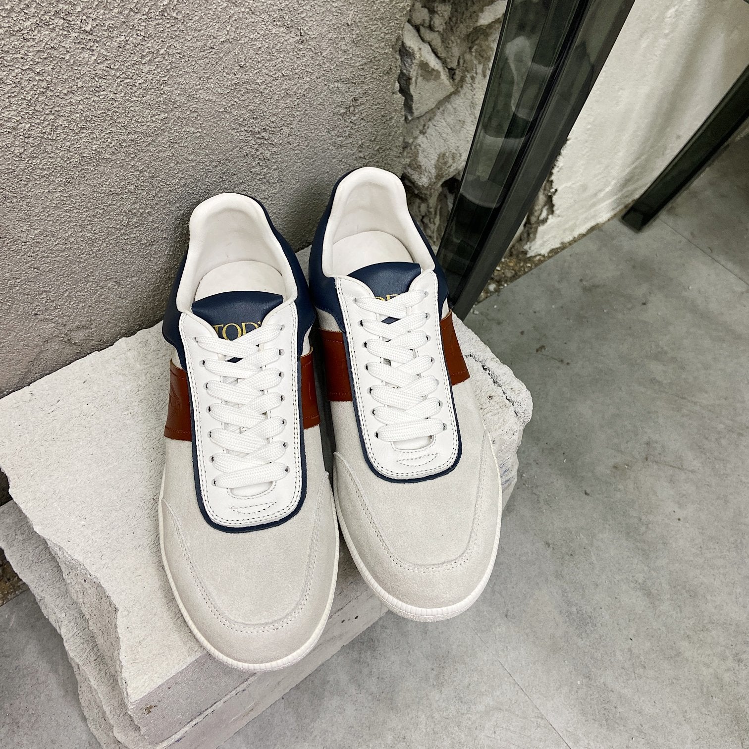 Tods - Туфли на плоской подошве - Повседневная обувь - 1