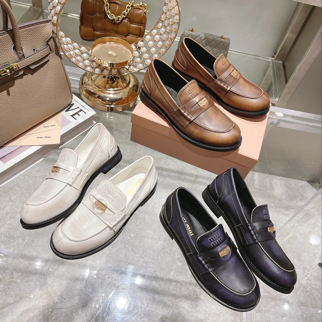 Лоферы Miu Miu Coin - Черные - 1