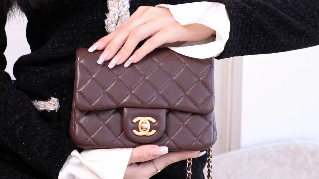 Chanel 24k CF Gold Ball Square Fat Man - Reddish Brown