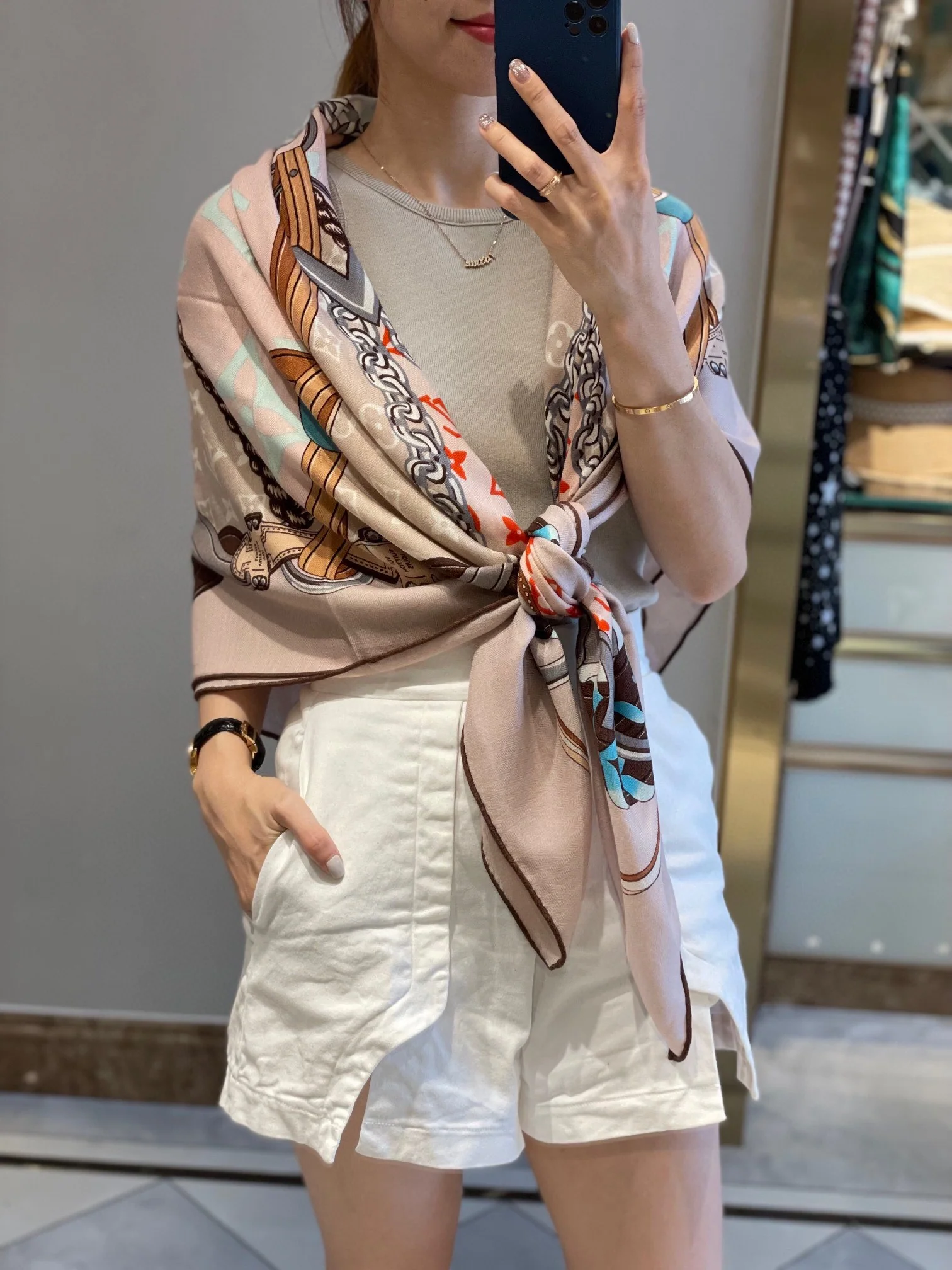 Классический квадратный шарф LV - 140 см - 70 см - Кашемир - 30 см - Шелк - 1 см