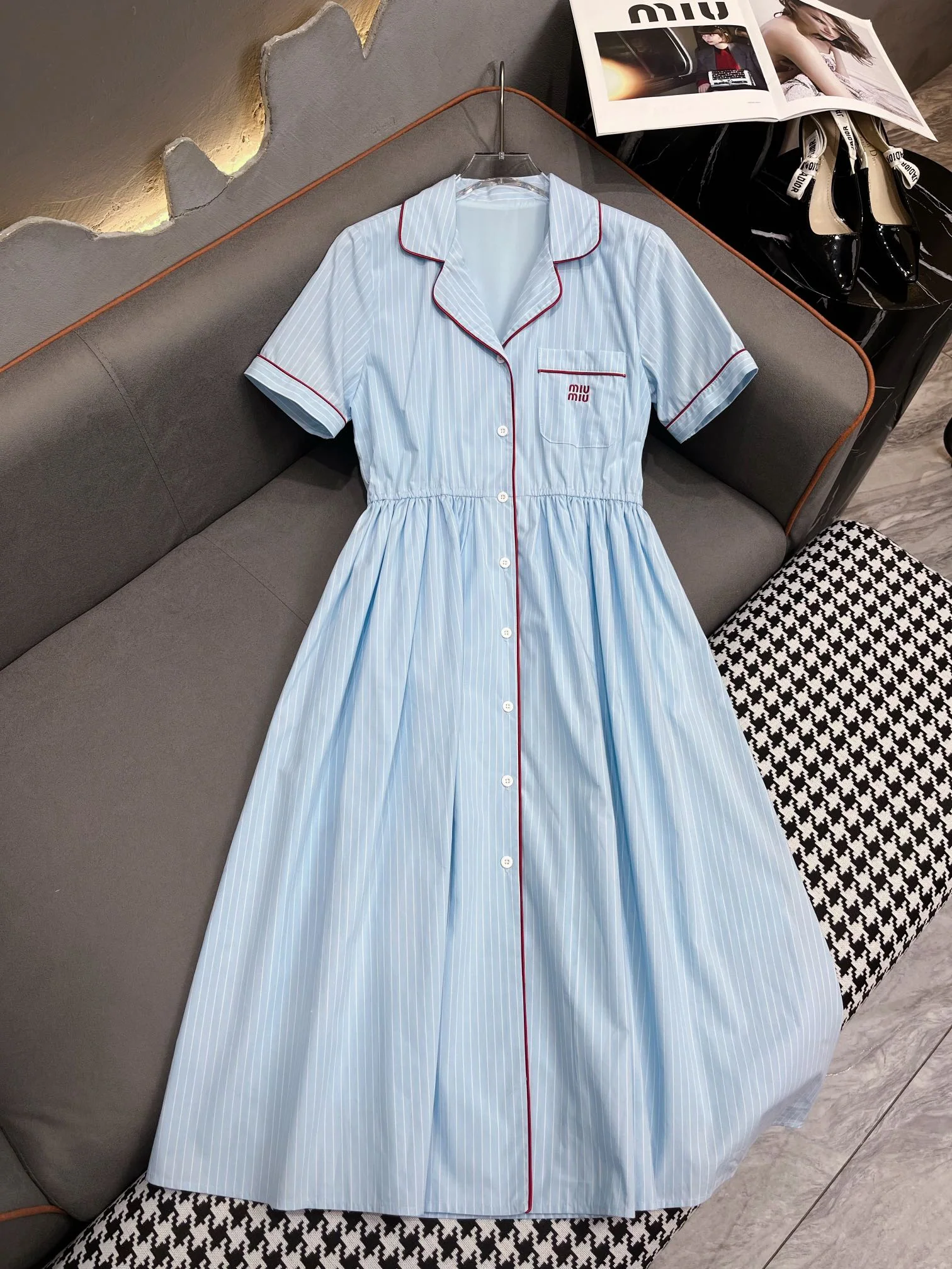 Miu Miu - 2404 - 24ss Весна/Лето Новое полосатое платье