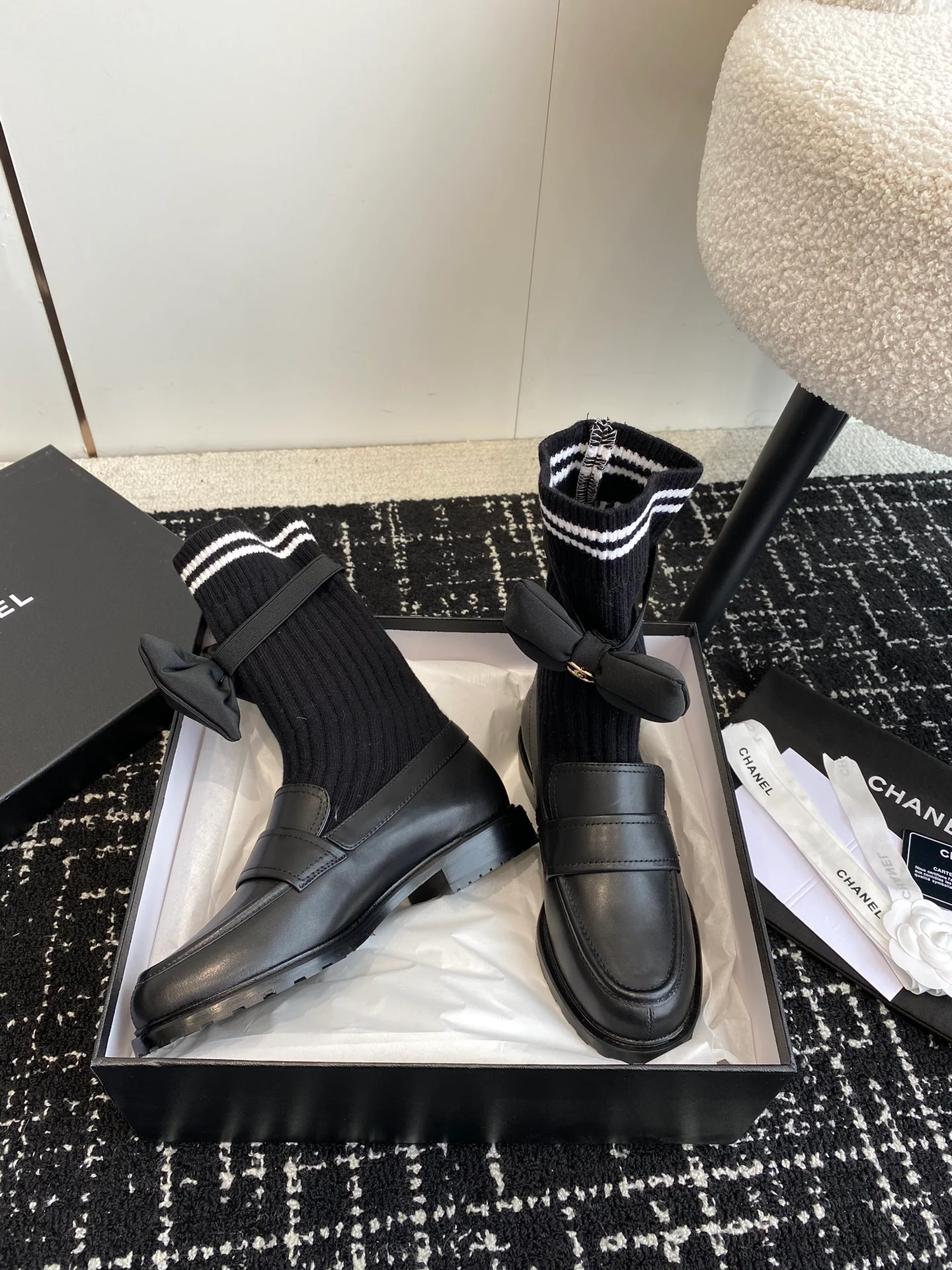 Лоферы Chanel 2024 в стиле 