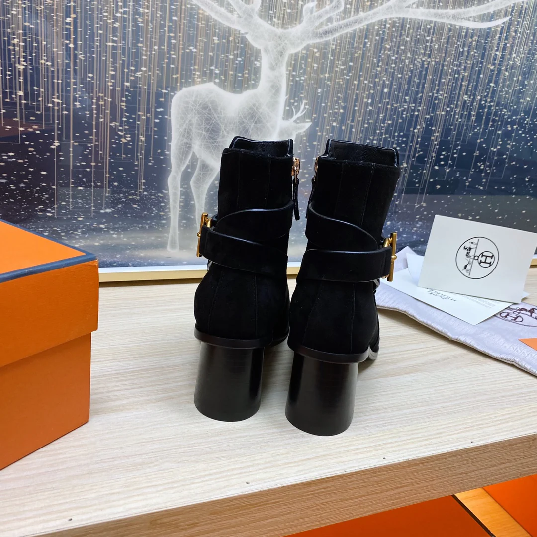 Короткие кожаные сапоги Hermes 2024 - черные