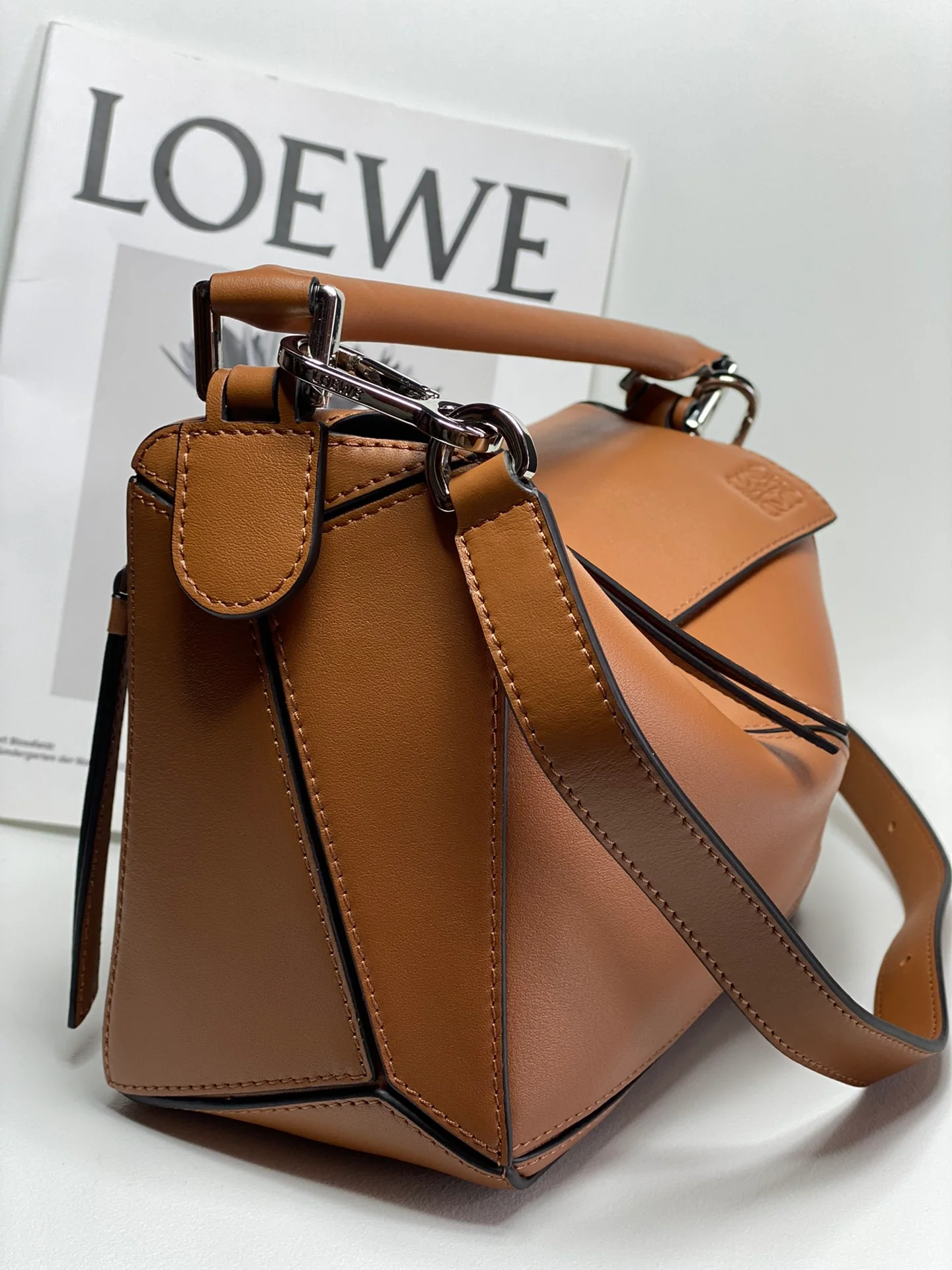 Пазл Loewe Осень/Зима 2022, маленький, 1 шт.