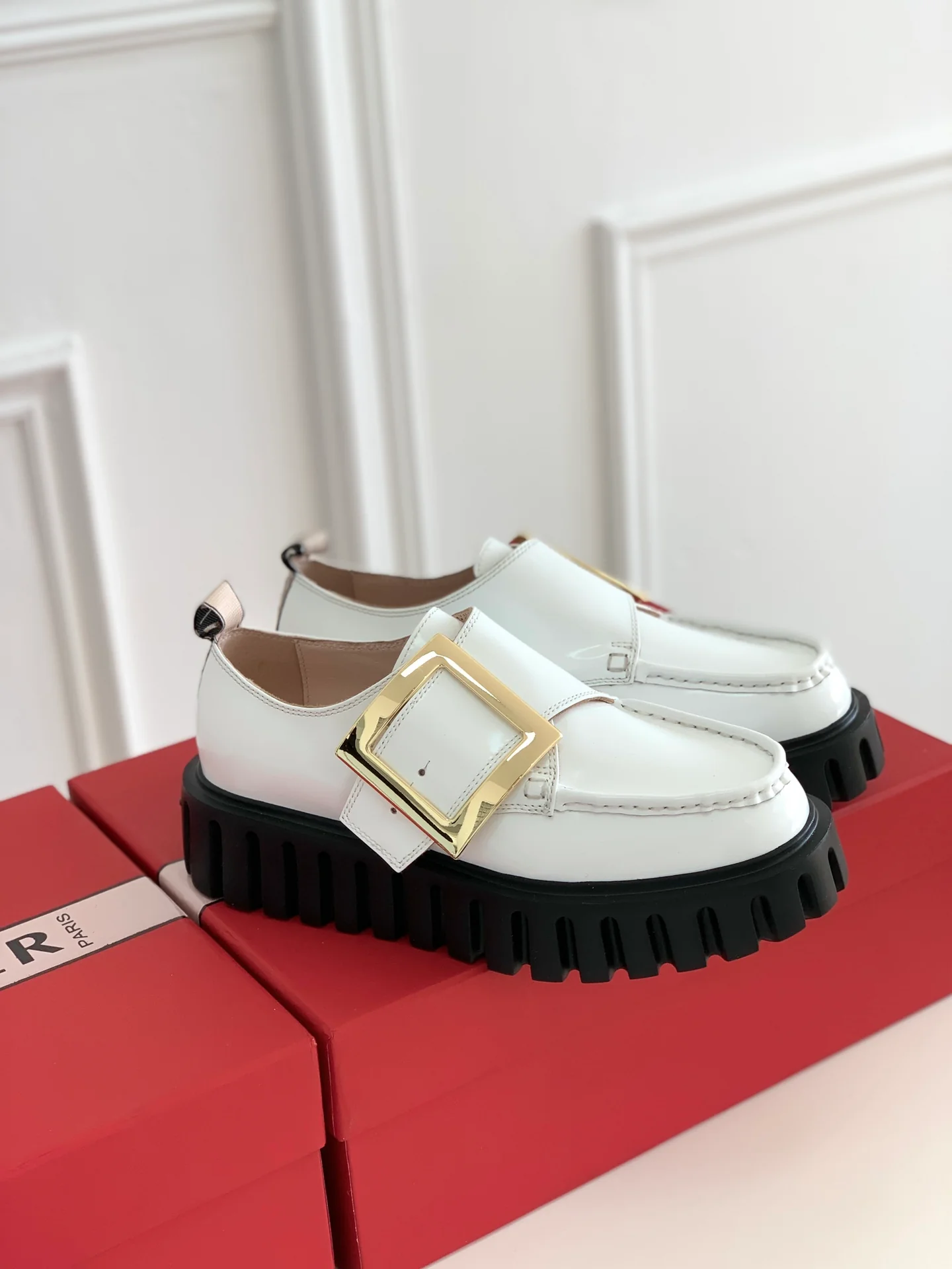 Официальный сайт RV21S, осенне-зимняя коллекция, лоферы-2