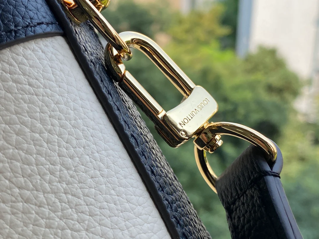 lv-m57813-cruiser-small handbag