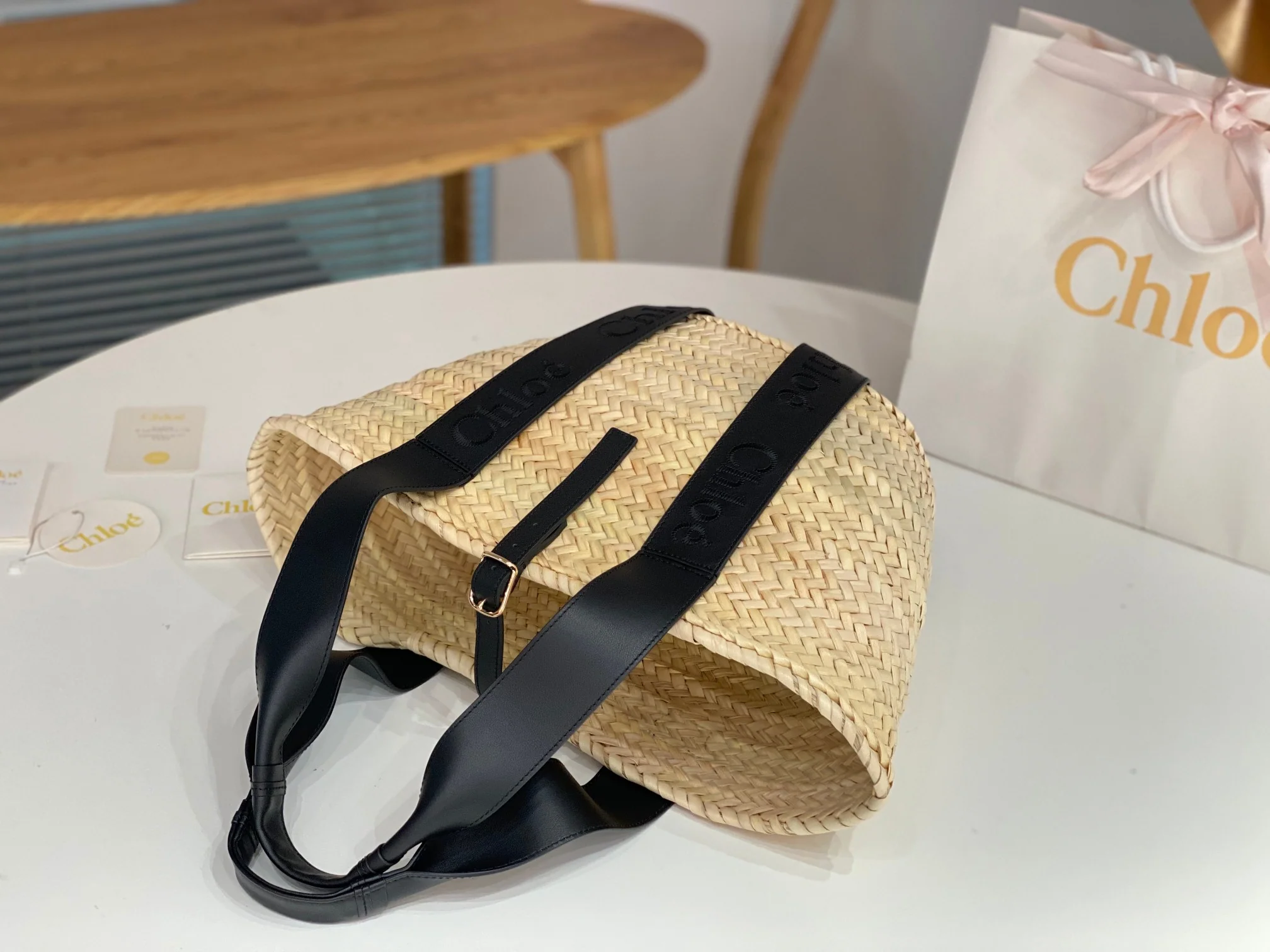Новинка лета 2023 от Chloe - Плетеная соломенная сумка - Черная