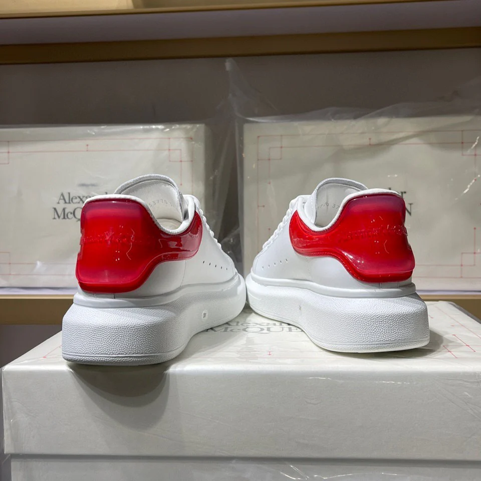 Классические белые кроссовки McQueen - унисекс - с большим красным каблуком-?желейкой? - Премиум-издание