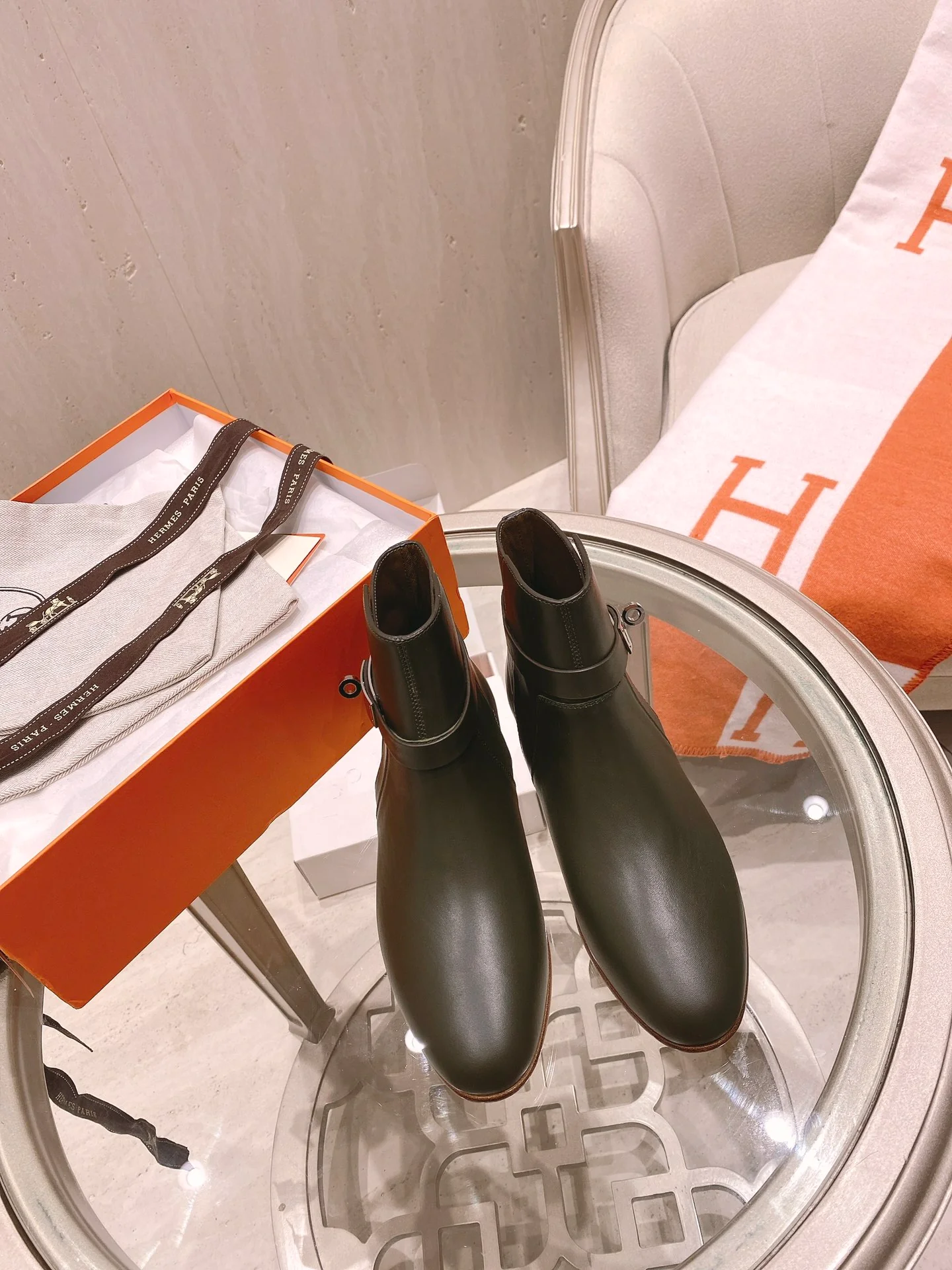 Ботильоны Hermes Kelly Buckle Collection - темно-зеленые