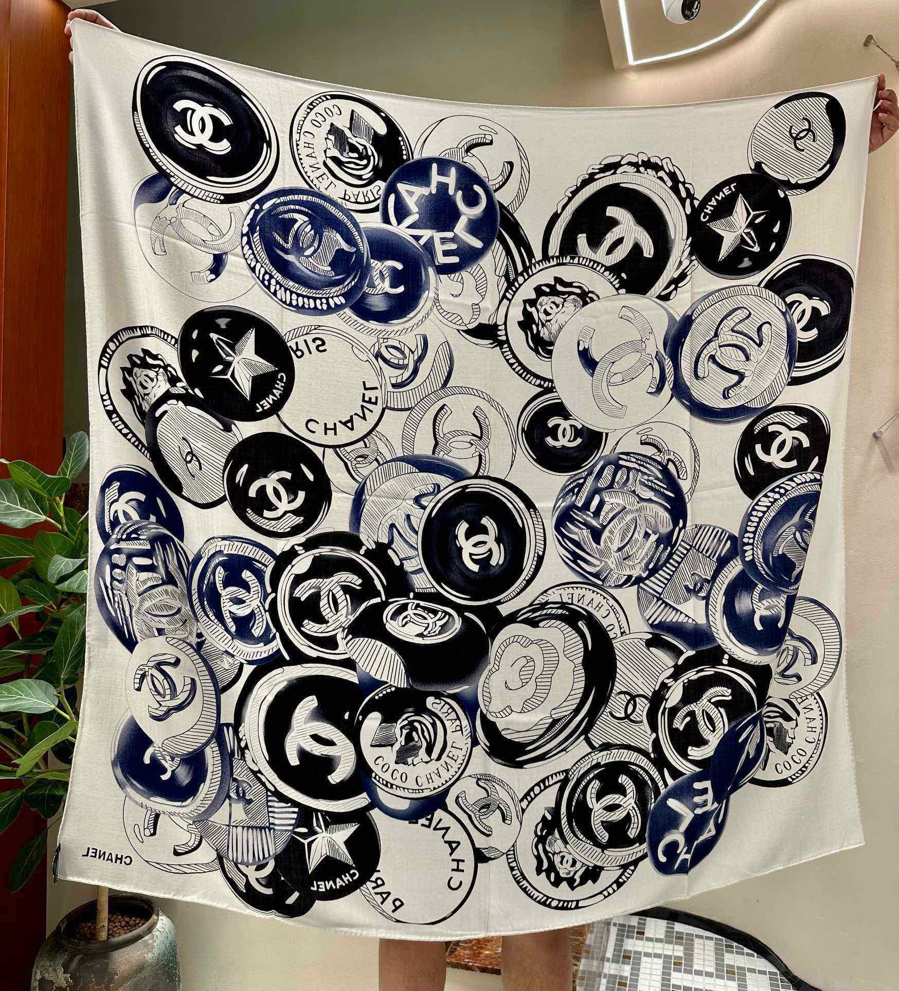 Шаль Chanel 2024 Coin Shawl - 140-140