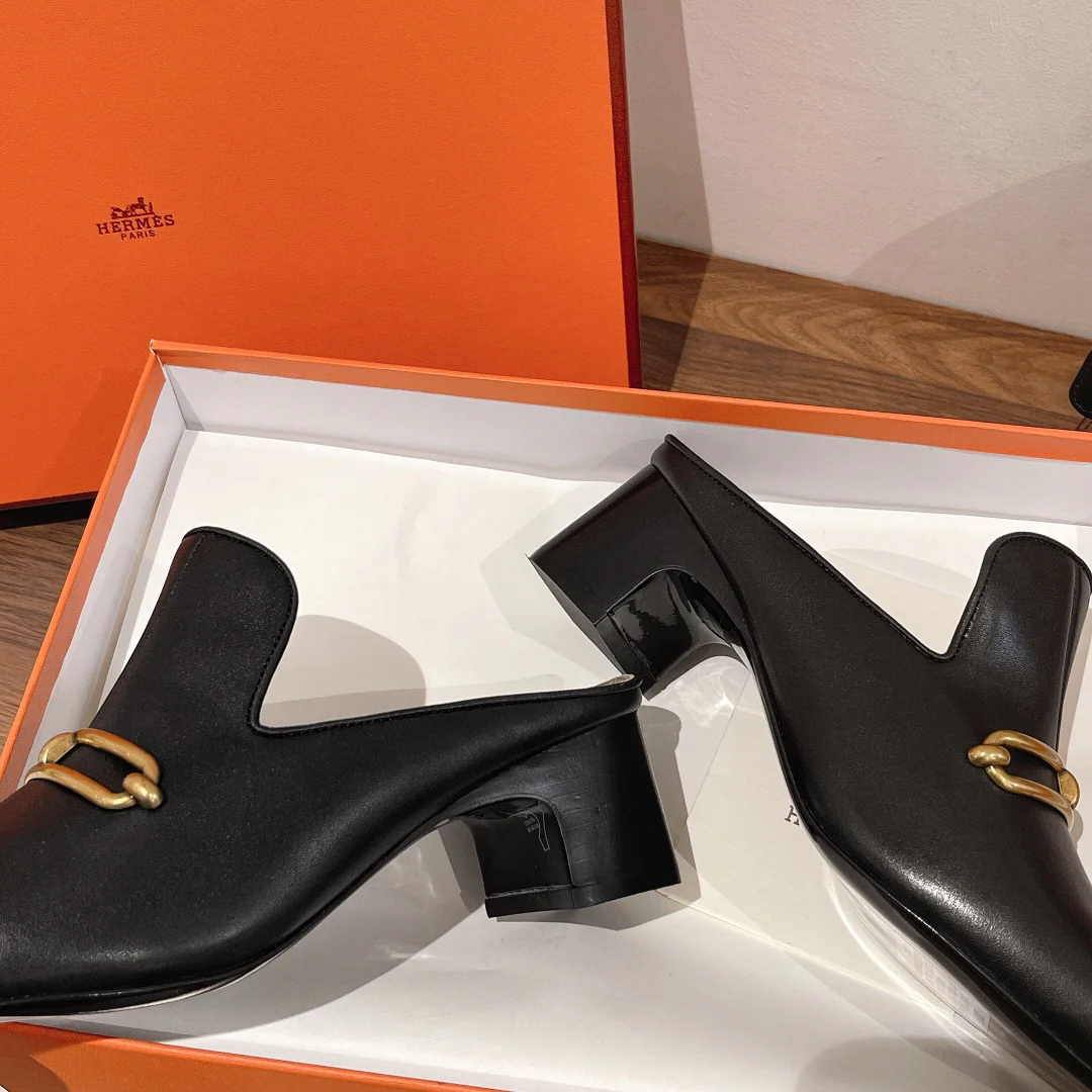 Hermes - Muller Low-Heeled Half Slip-On - 1