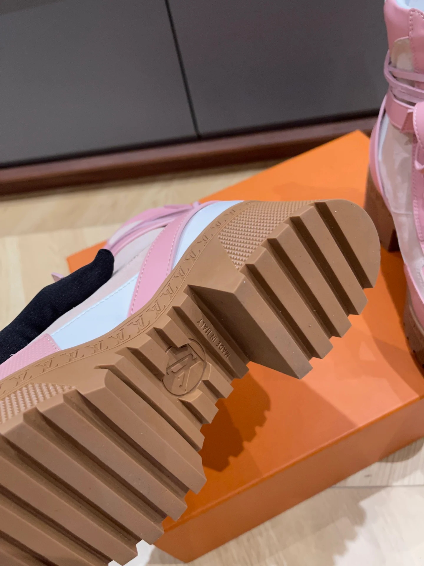 LV-2024 - Повседневные ботинки - Розовые