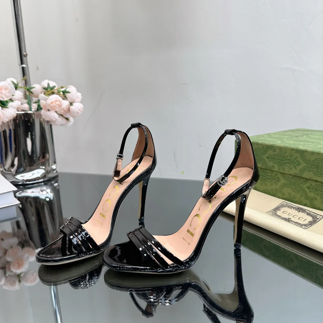 Новинка весны 2023 года от Gucci - Босоножки на шпильке - Черные