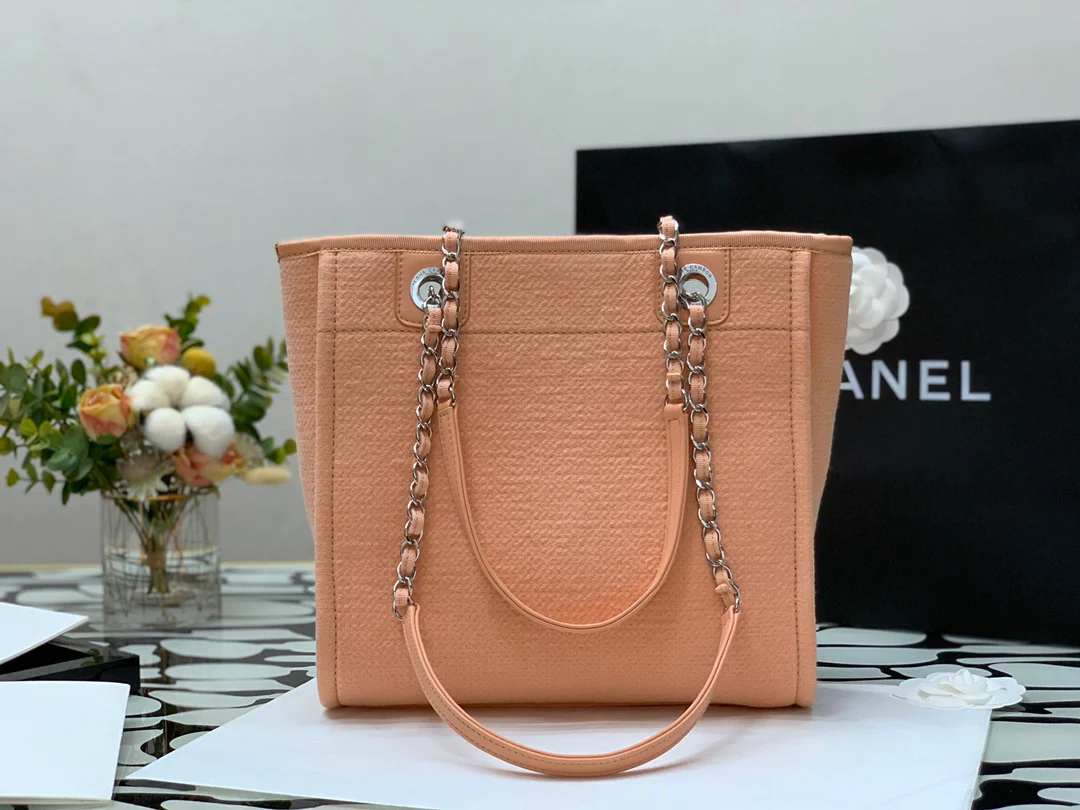 Пляжная сумка Chanel из коллекции осень/зима 2022 — розовая — маленькая