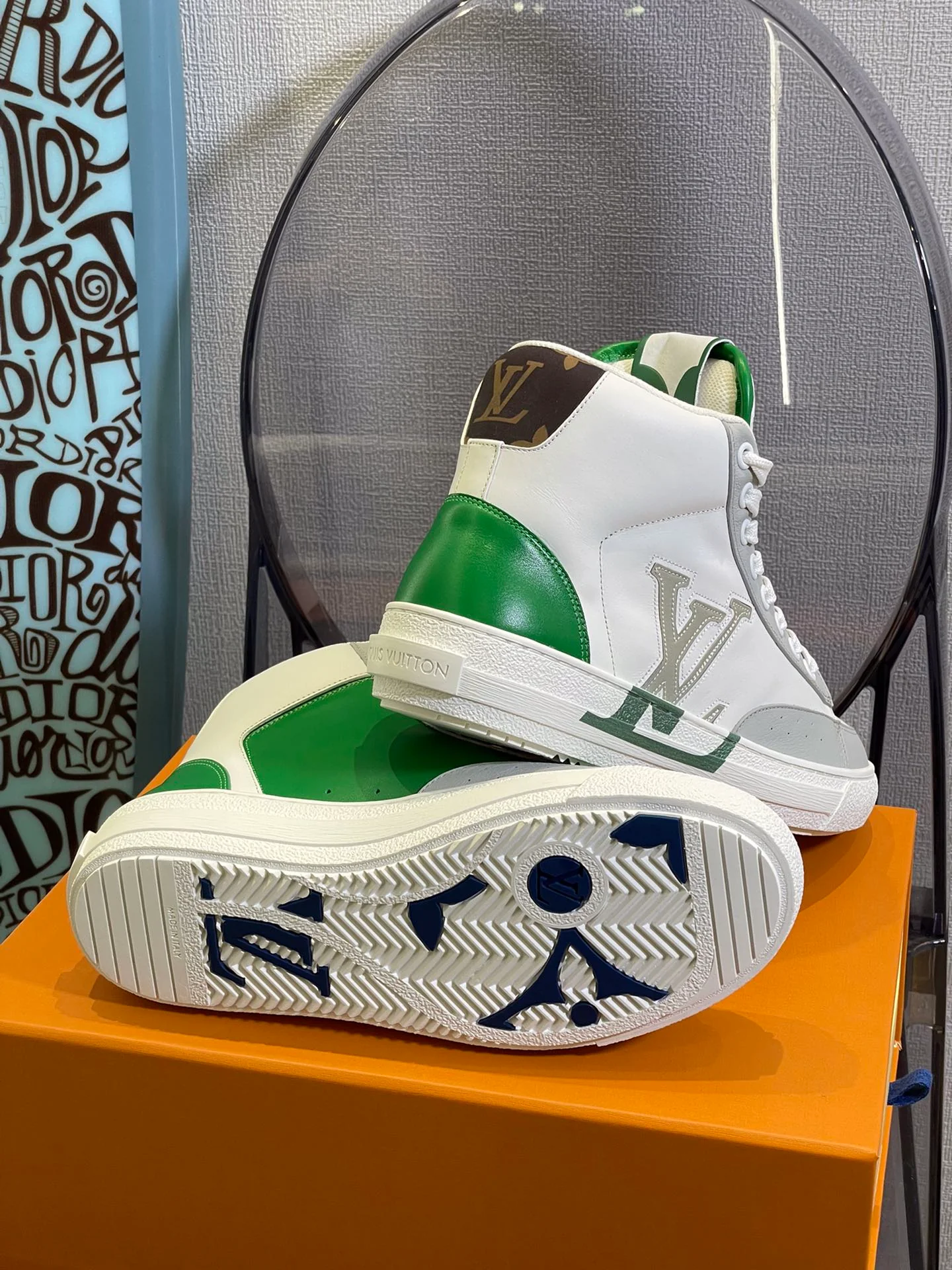 Обувь LV - кроссовки LV - высокие - повседневная обувь