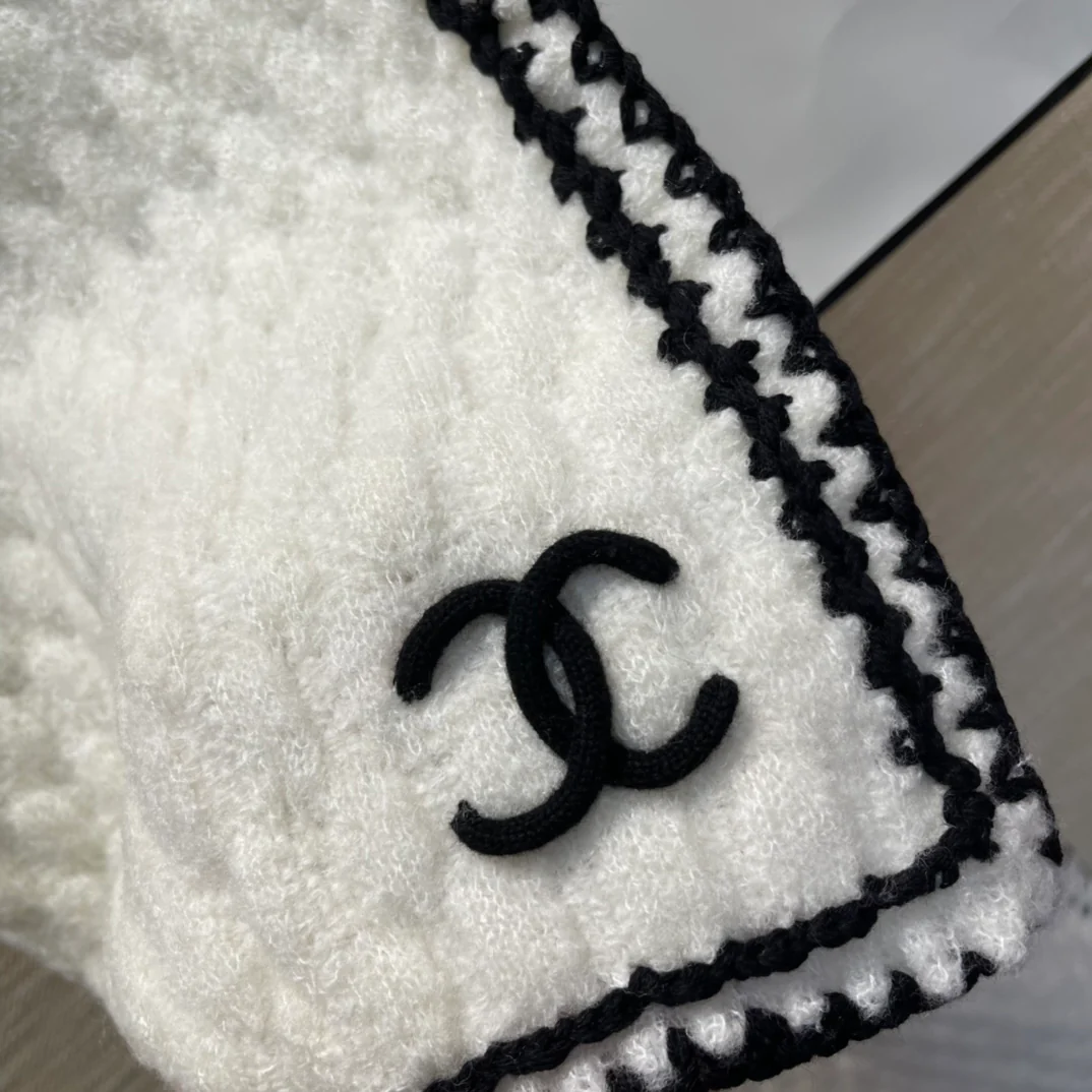 Шарф Chanel ручной работы - 59 - Шерсть - 26 - Кашемир - 15 - Шелк - Белый