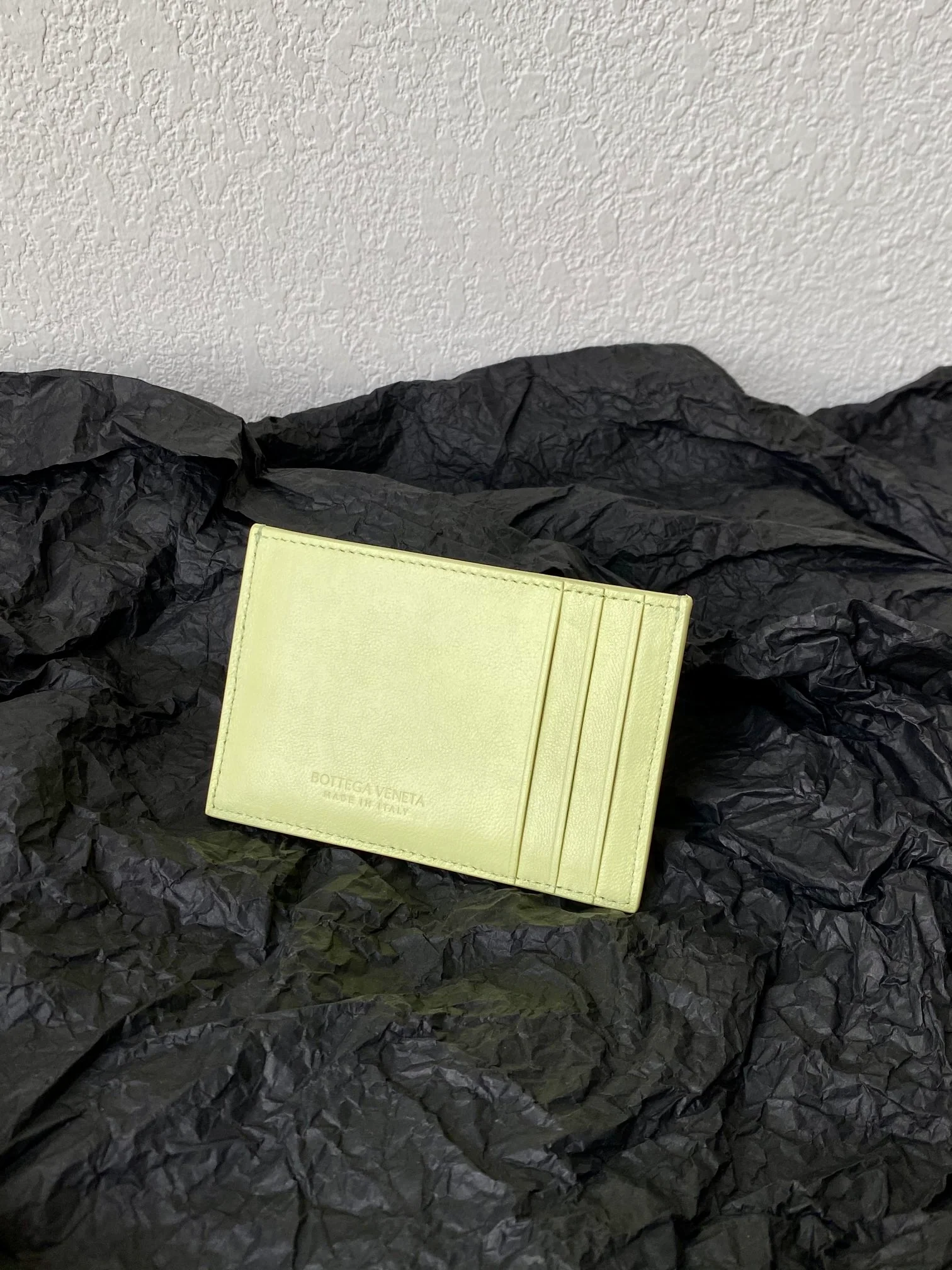 BV-小格子 卡包 小羊皮 11.5x7.5cm 鹅黄色