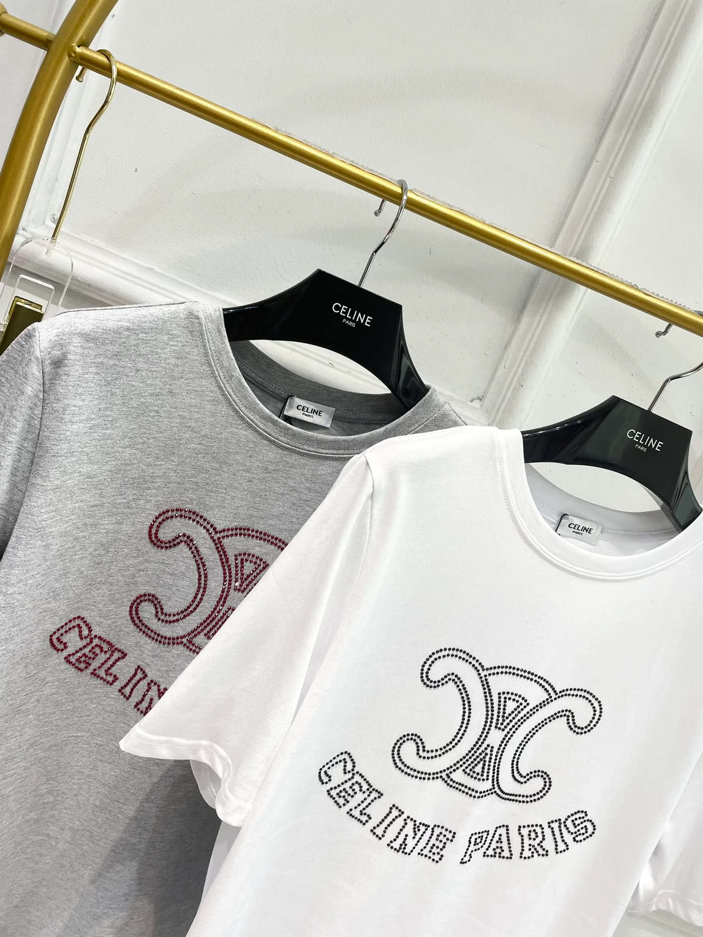 Футболка Celine 2403 с коротким рукавом и стразами - белая