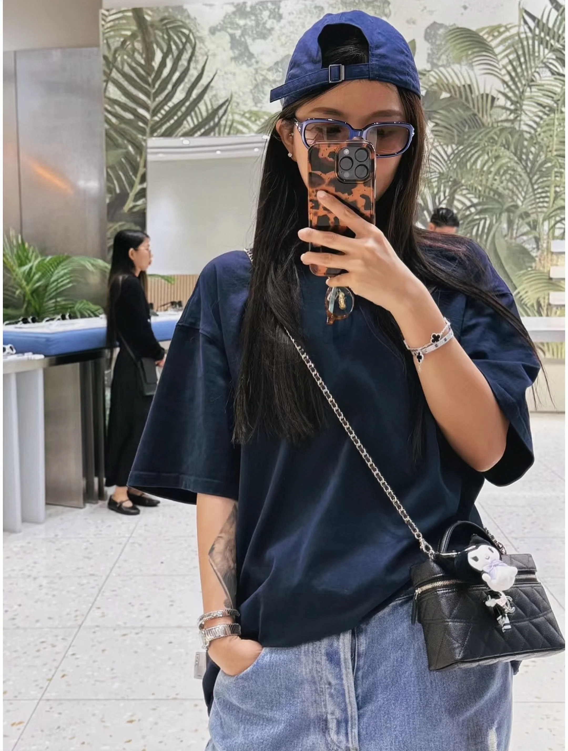 Chanel - Длинная коробчатая сумка-клатч - Черная