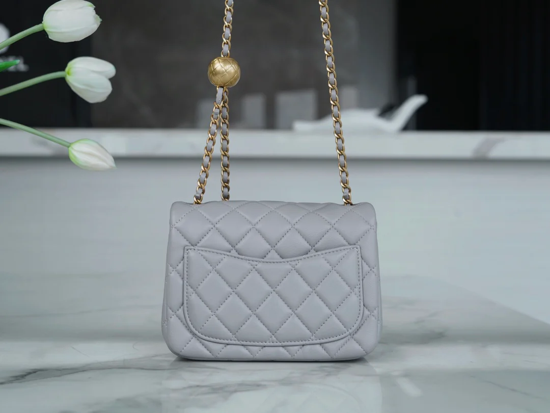 Мини-кювета Chanel CF Gold Ball - светло-серый