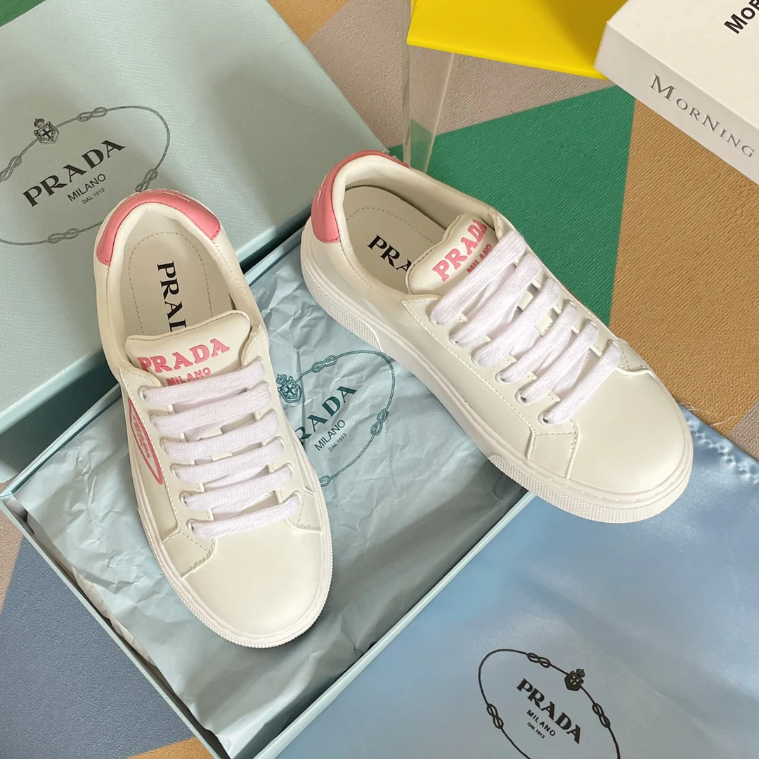 Prada - Новинки ранней весны 2022 года - Повседневные туфли на платформе - 1