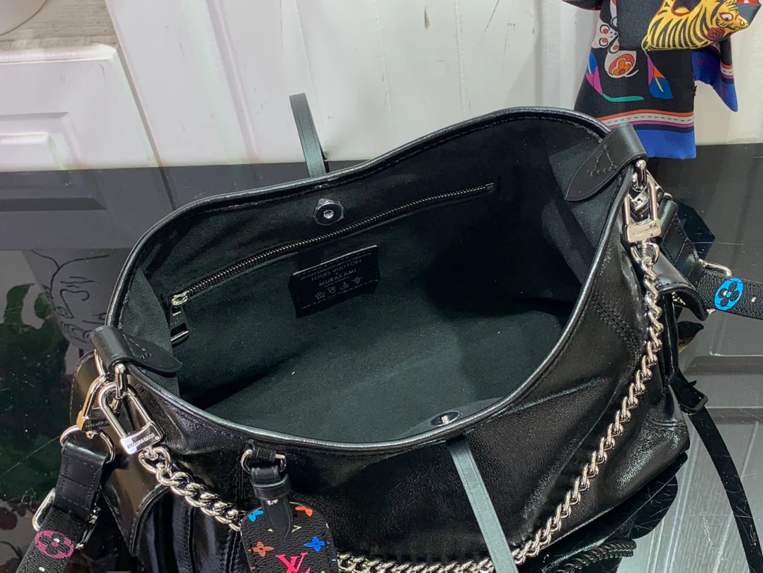 Сумка LV Carryall Cargo Small из овечьей кожи - черная