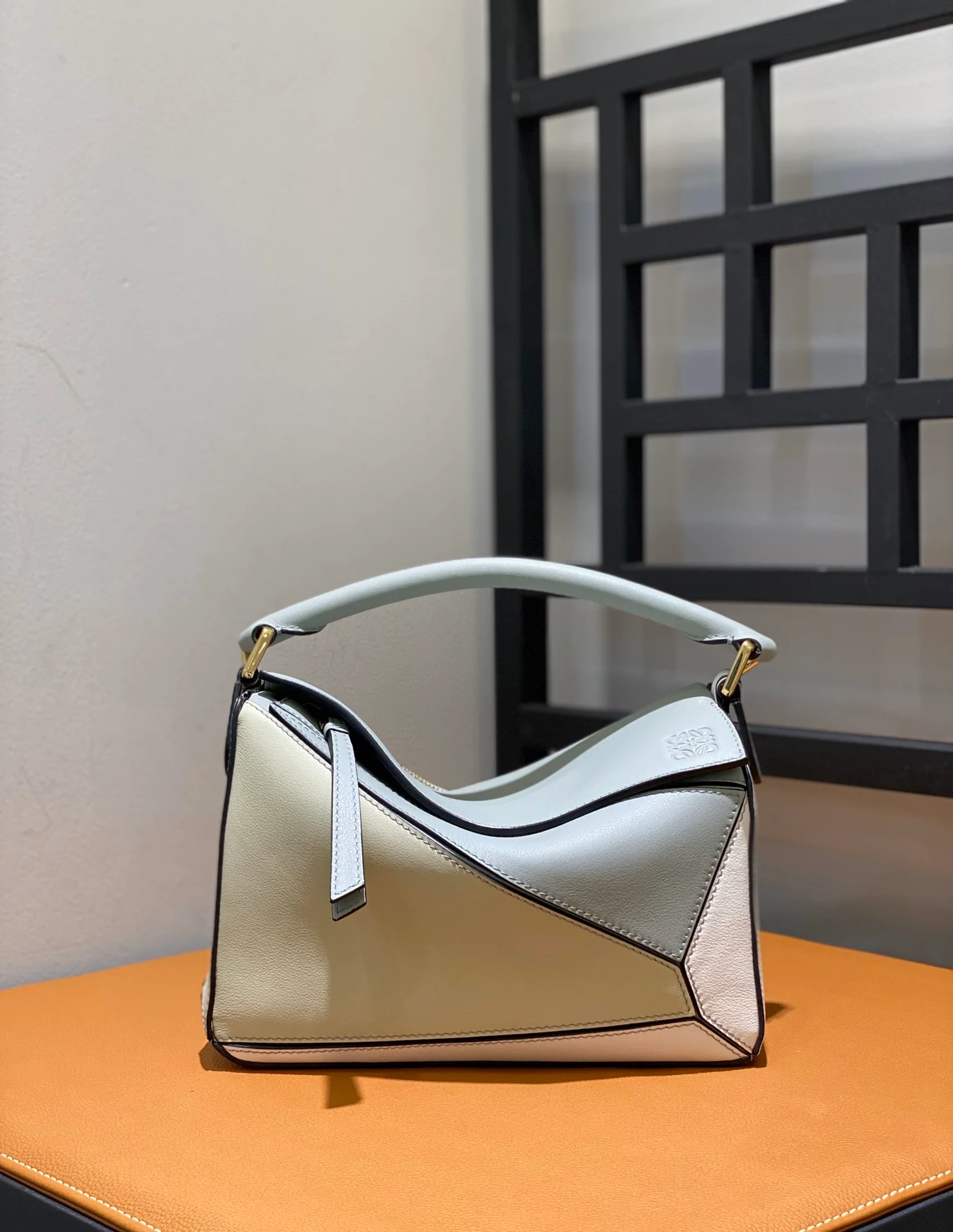 Сумка Loewe Puzzle из телячьей кожи - 5