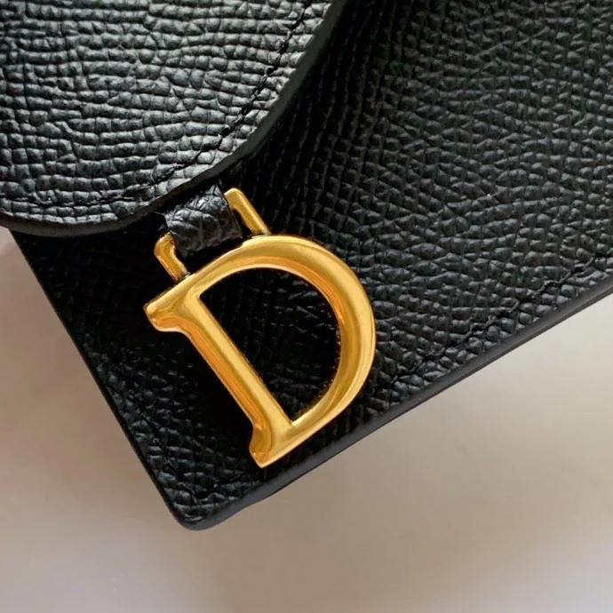 Dior Saddle 马鞍小卡包