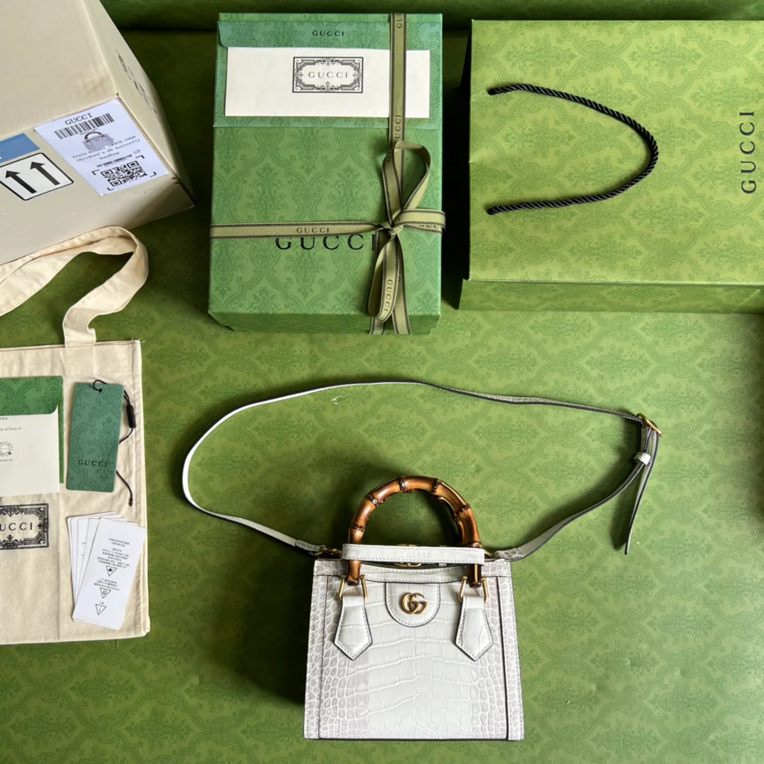 Сумка Gucci Bamboo Handbag - Большая сумка-тоут - 20x16x10 см
