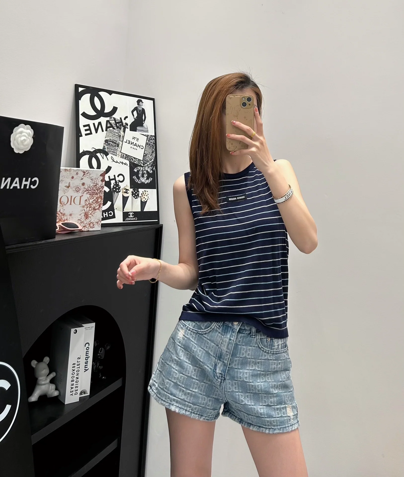 Вязаный жилет Miu Miu 2404 в полоску с цветовыми блоками - черный