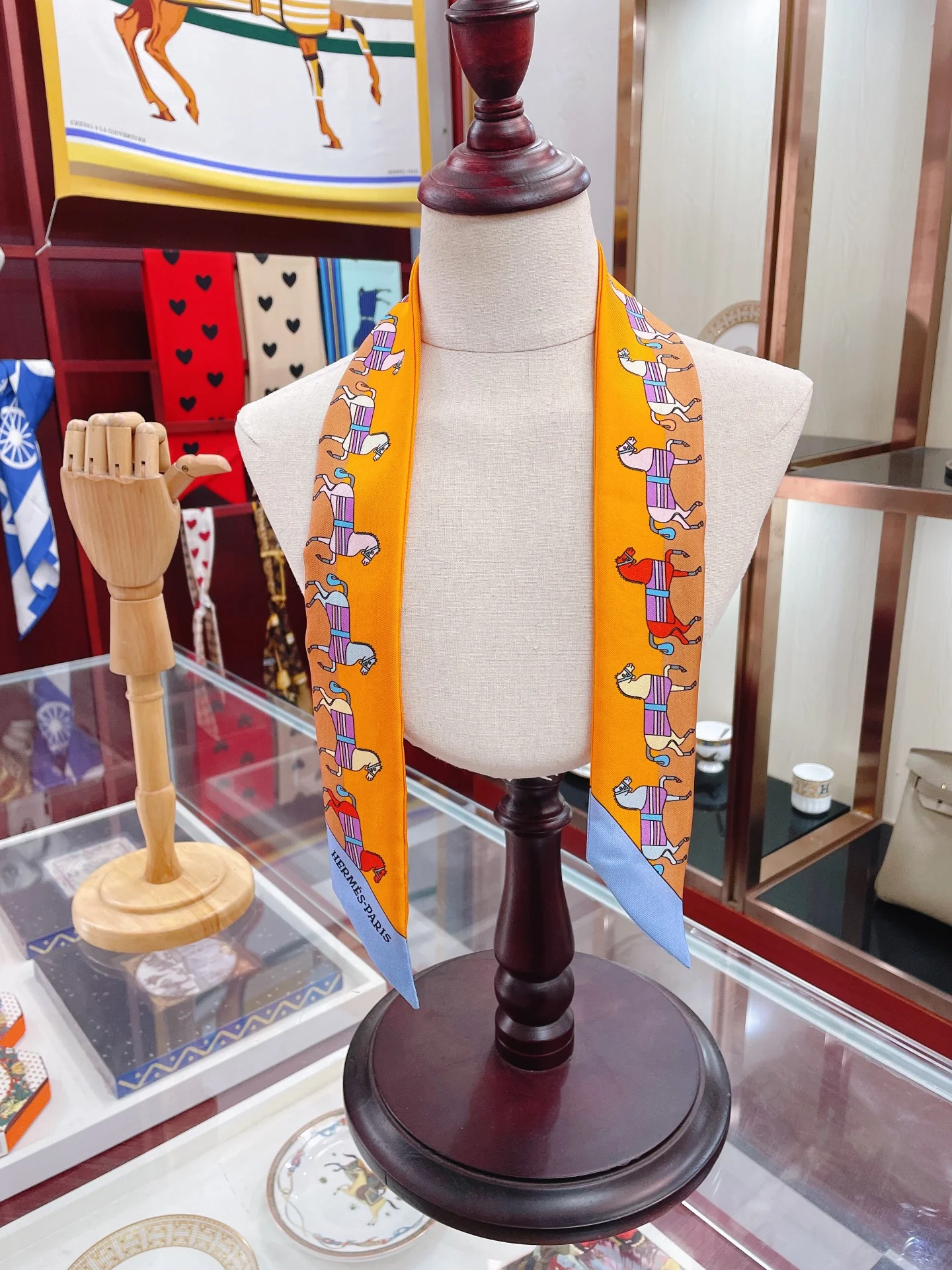 Hermes - Новая коллекция твилли - 5-86 см - 100% шелковый твилл, двусторонний - 1