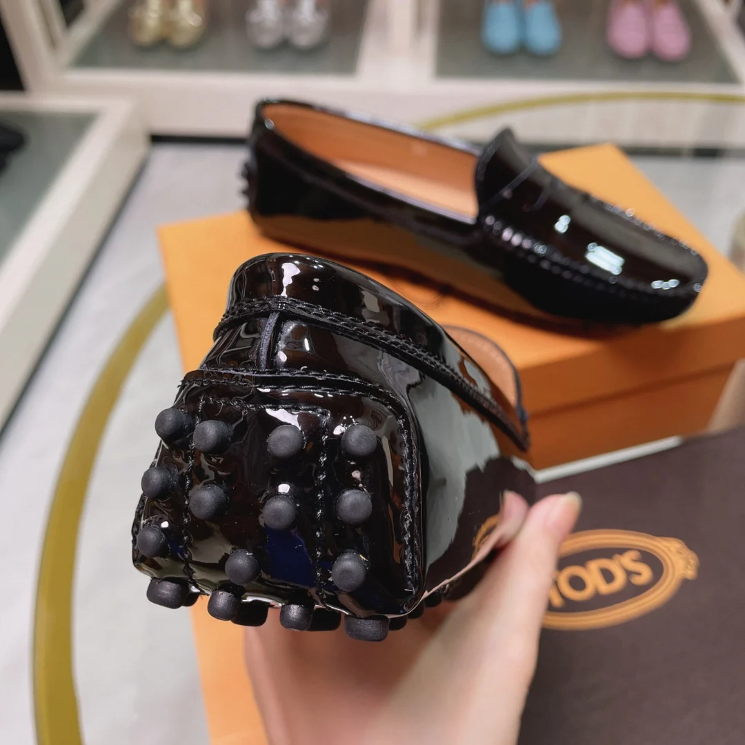 Лоферы Tods из лакированной кожи - туфли без шнурков - 2 шт.