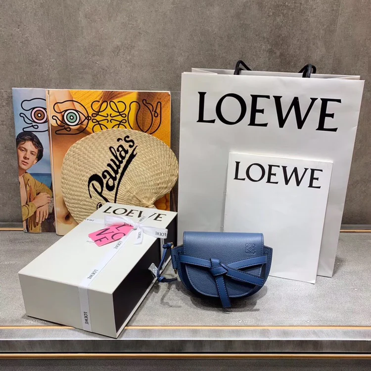 Изображение из коллекции Loewe Mini Gate с узором ?Личи?