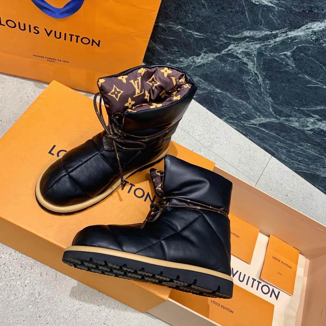 Снежные ботинки LV - черные
