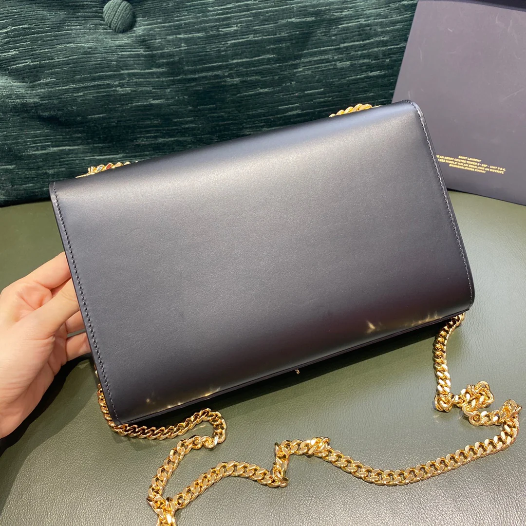 Черная сумка YSL Kate на цепочке с золотой пряжкой