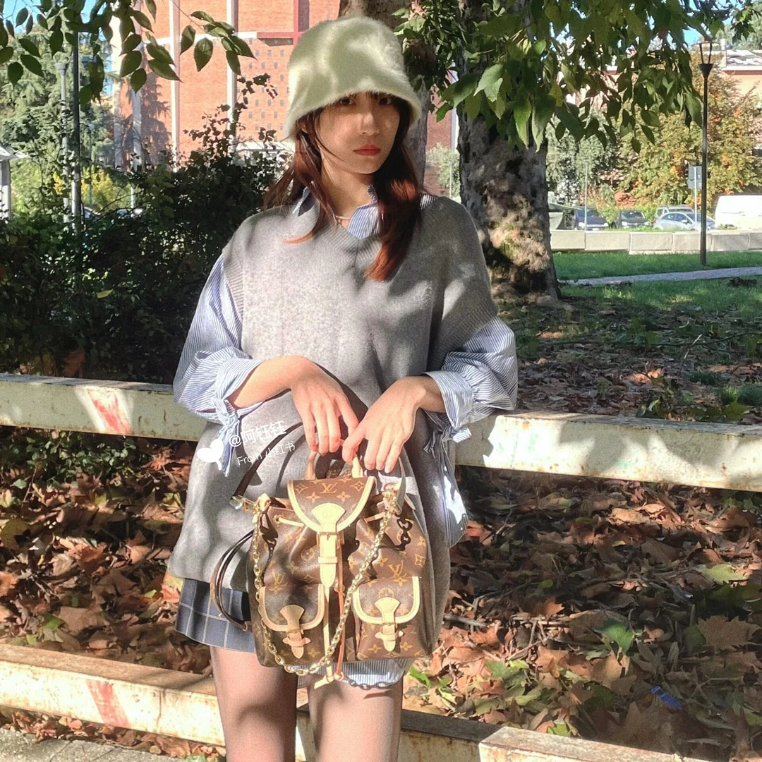 m46932-LV-excursion-pm-Backpack-Classic Monogram Canvas