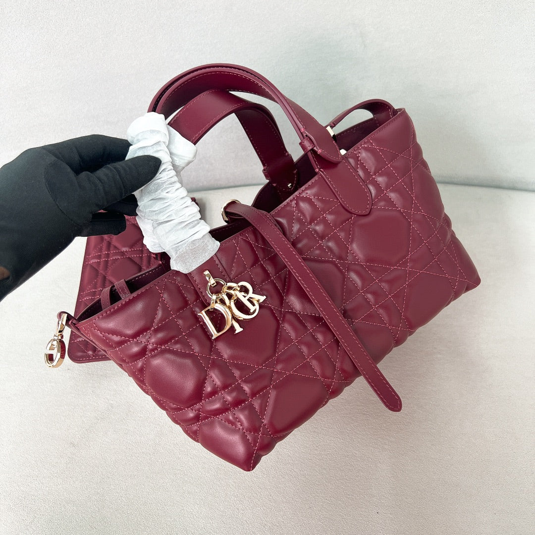 Dior Toujours — Кожа — Маленький размер — Бордовый